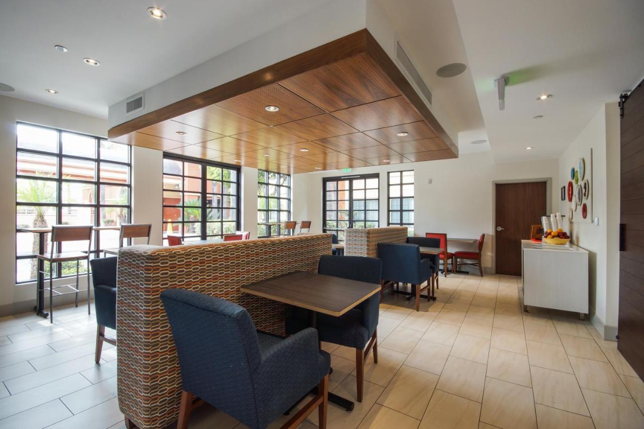 Express Mira Mesa By Ihg Hotel