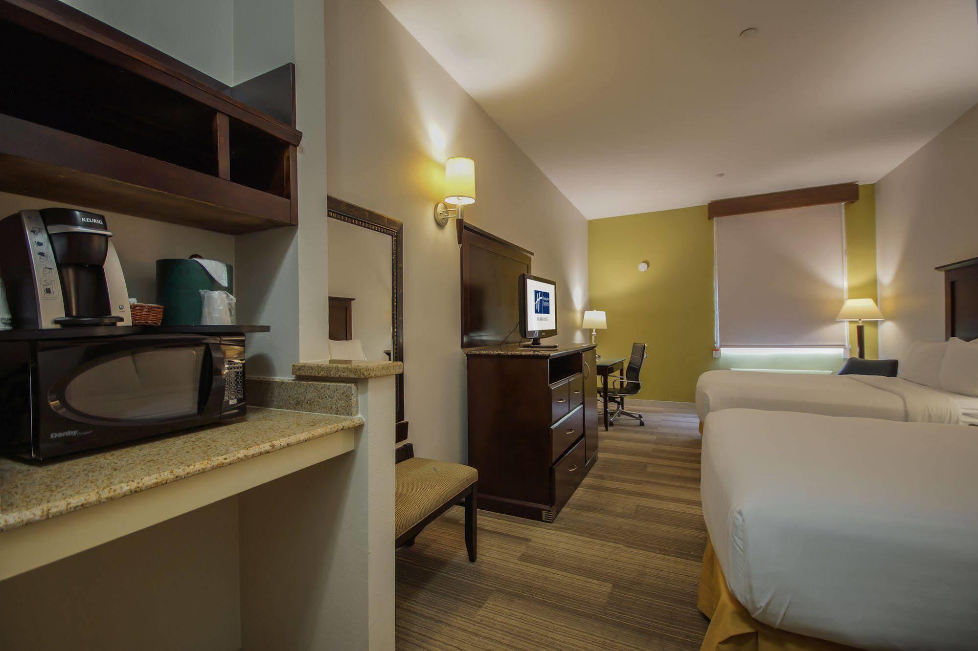 Express Mira Mesa By Ihg